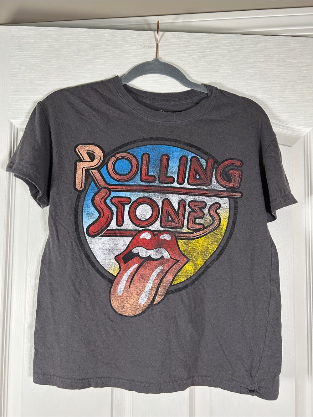 Vintage Women’s Rolling Stones Tee with Multicolor Logo size S